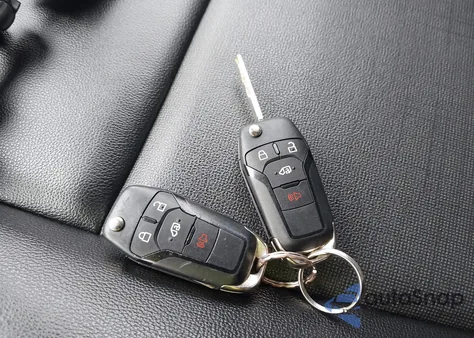 2020 Ford Transit-250 z USA, uszkodzony, nr VIN 1FTBR1X89LKB23613